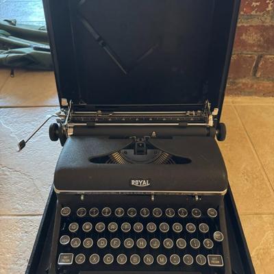 Royal Typewriter