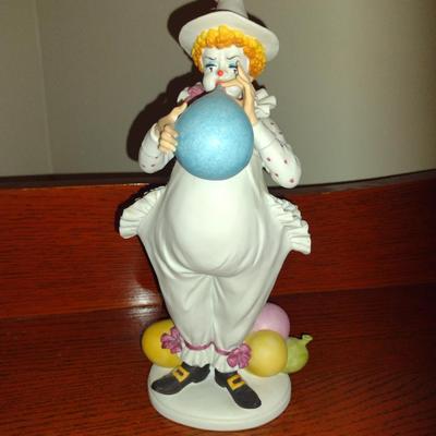 'Breathtaking Performance' by Ben Black from Carnival of Clowns- Limited Edition and Numbered- Approx 10" Tall
