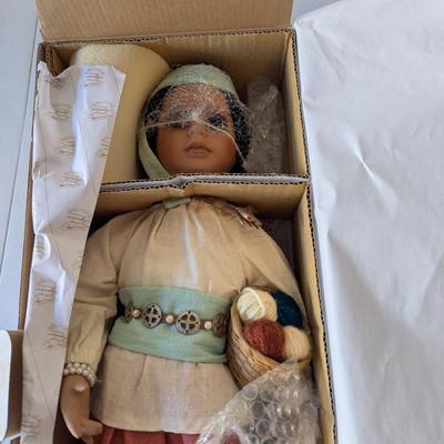 Vintage Heritage Signature Collection Natane Native American Porcelain Doll