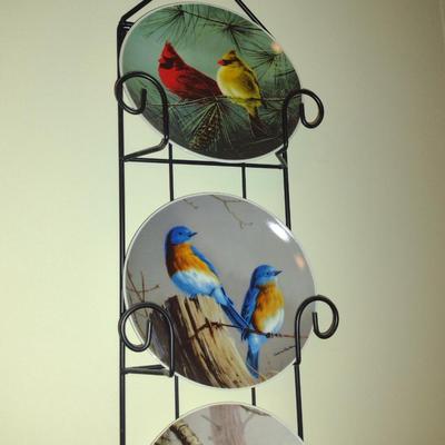 Collection of Tone World Hautman Brothers Bird Design Plates with Metal Wall Hanging Rack