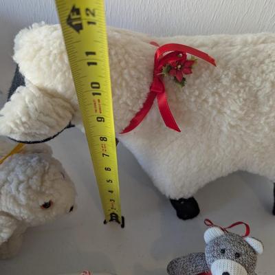 Plush & Ceramic Animals Sheep