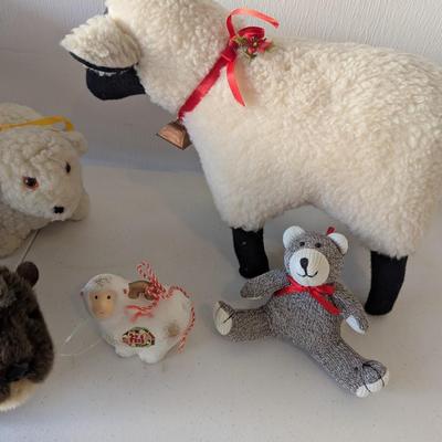 Plush & Ceramic Animals Sheep
