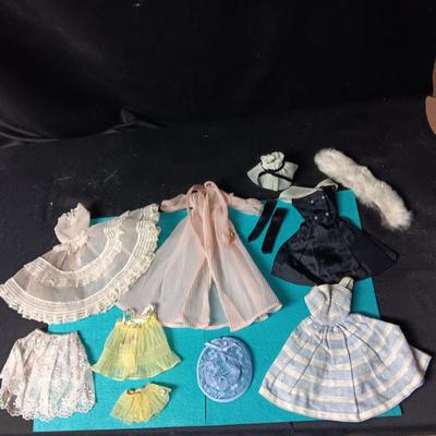BARBIE DOLL CLOTHES