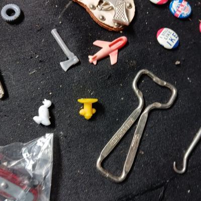 MORE SMALL TRINKETS AND COLLECTIBLES