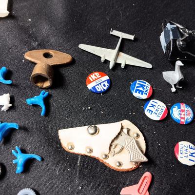 MORE SMALL TRINKETS AND COLLECTIBLES
