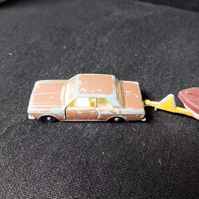 MATCHBOX SERIES NO 20 FORD CORTINA WITH METAL TRAILER AND PLASTIC BOAT