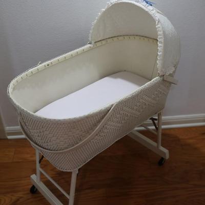 Vintage Wheeled Folding Baby Bassinet