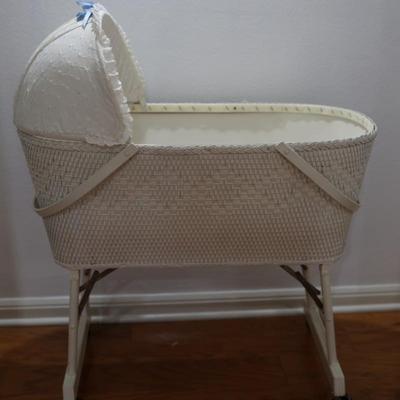Vintage Wheeled Folding Baby Bassinet