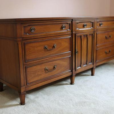 DREXEL Nine Drawer Dresser