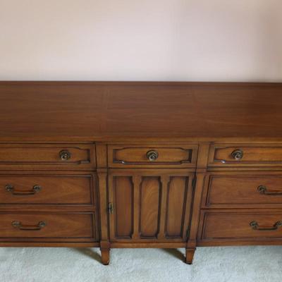 DREXEL Nine Drawer Dresser