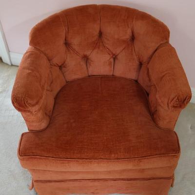 HENREDON Tufted Upholstered Chair