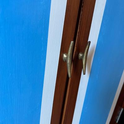 Equestrian Cabinet w. 2 Horse Blankets