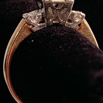 14k Gold Diamond Estate Ring 3.12 grams