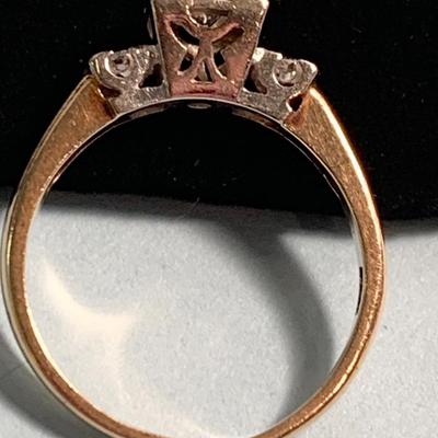 14k Gold Diamond Estate Ring