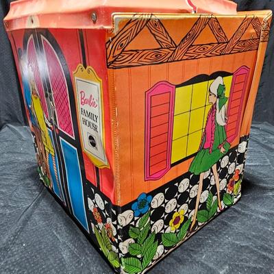 Mod Barbie Family House 1968 Has some accessories and two barbie dolls -roof is damaged