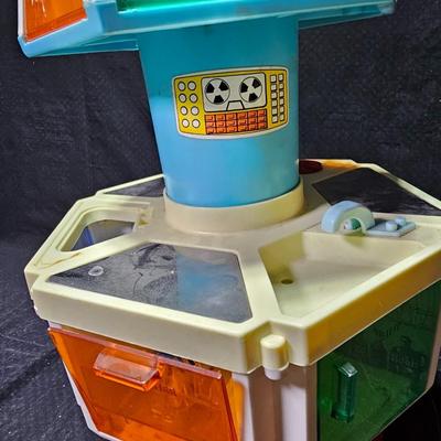 1970's Barbie Karosel Kitchen Sears Exclusive Carousel Mattel with some accessories