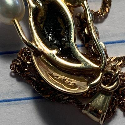 14k Yellow Gold Necklace w/ Pendant