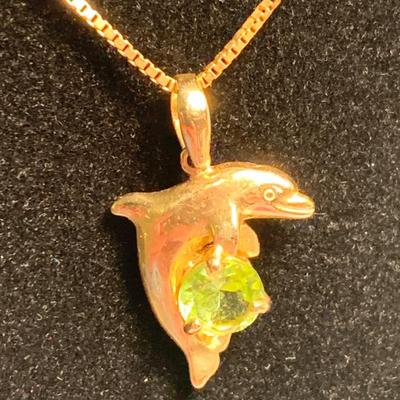 14k Gold Necklace w/ Dolphin Pendant