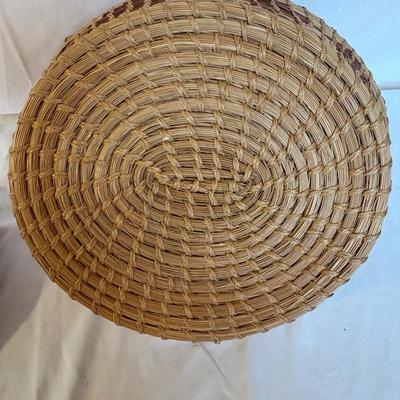 Handmade Pine Needle Basket (DR-ES)