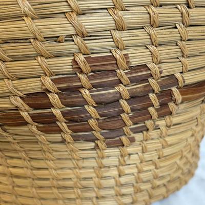 Handmade Pine Needle Basket (DR-ES)