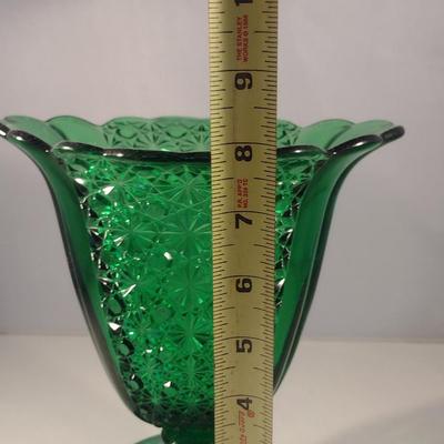 Flared Top Glass Vase with Starburst Accent Texturing- Approx 8" Tall, 8" Wide