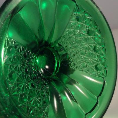 Flared Top Glass Vase with Starburst Accent Texturing- Approx 8" Tall, 8" Wide