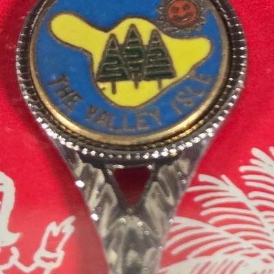 LOT 282: : "MOMENTS" Signed Book By Sarah the Duchess of York, 40TH Anniversary China, Antique Glass Pin Stamp Tray, Large...