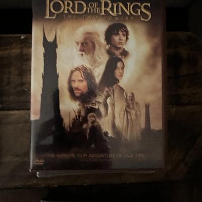 LORD OF THE RINGS THE TWO TOWERS