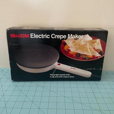 Electric crepe maker
