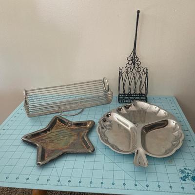 Metal lot