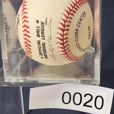 Tony Gwynn Signed Baseball In Collectors Case