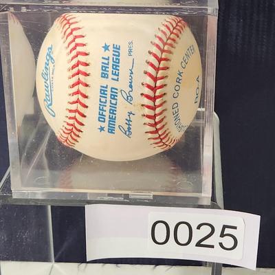 Bob Lemon Signed Baseball In Collectors Case