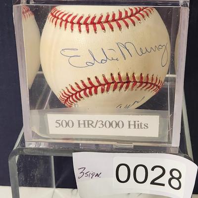 500 Home Runs Club 3000 Hits Eddie Murray Hank Arron Willie Mays Signed Baseball In Collectors Case