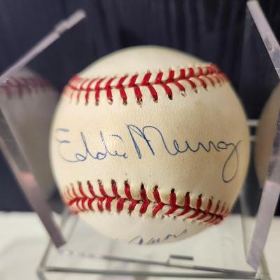 500 Home Runs Club 3000 Hits Eddie Murray Hank Arron Willie Mays Signed Baseball In Collectors Case