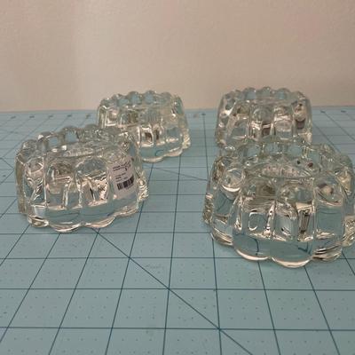 Candle sticks