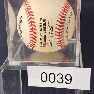 Bill Mazeroski Pittsburgh Pirates Signed Baseball In Collectors Case