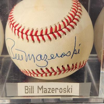 Bill Mazeroski Pittsburgh Pirates Signed Baseball In Collectors Case