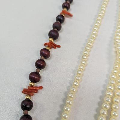 Vintage Necklaces Some Made In Japan & Hong Kong