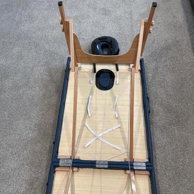 SALONITURE PORTABLE MASSAGE TABLE WITH NYLON CARRY CASE