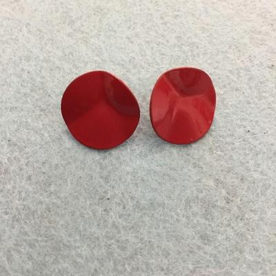 Vintage, cherry red metal disc stud earrings