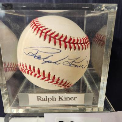 Ralph Kiner Signed Baseball In Collectors Case
