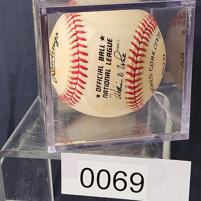 Sandy Koufax Signed Baseball In Collectors Case