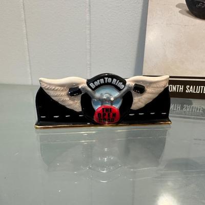 HARLEY DAVIDSON MEMORABILIA