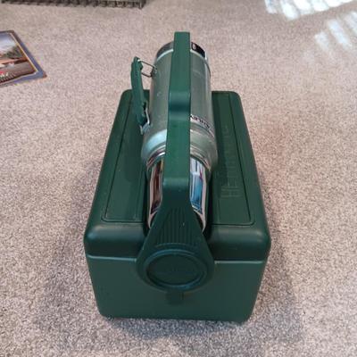 STANLEY LUNCH BOX AND THERMOS THAT ATTACHES TO THE HANDLE
