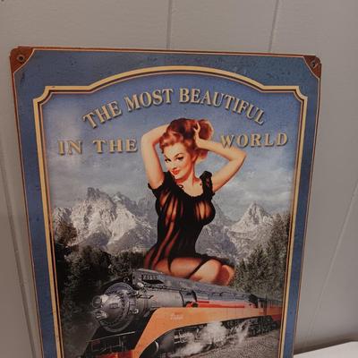SOUTHERN PACIFIC RAILROAD TIN SIGN