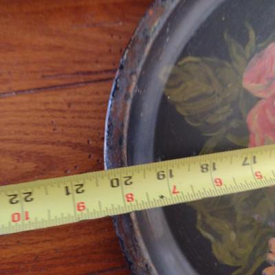 Collection of Metal Trays/Serving Dishes
