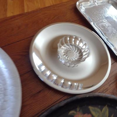 Collection of Metal Trays/Serving Dishes