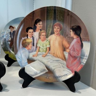 KNOWLES “SOUND OF MUSIC” COLLECTOR PLATES