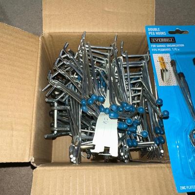 LARGE LOT OF PEG HOOKS