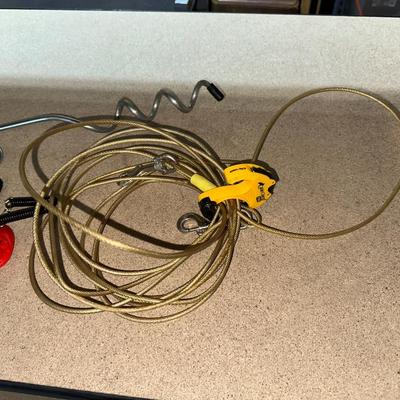 CORK SCREW TIE DOWN, PLASTIC COATED CABLE AND CLICKER TRAINERS